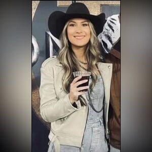 Women's Authentic Leather Jacket in Cream